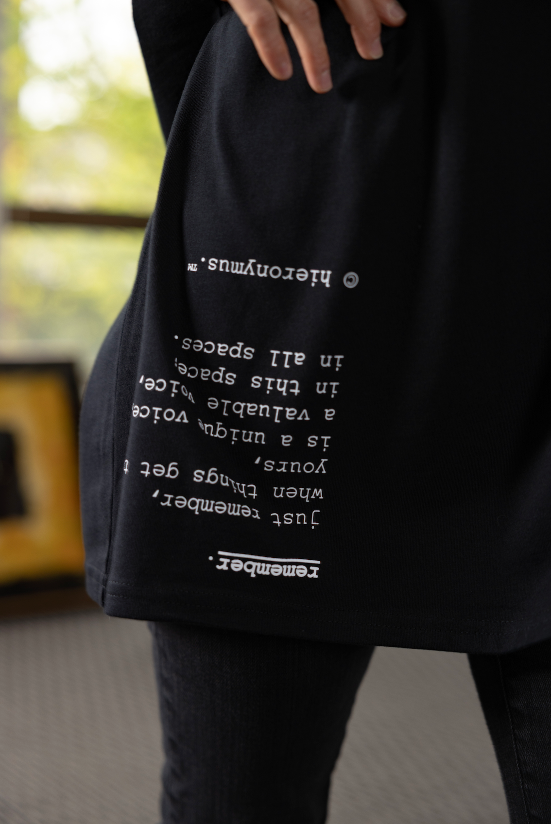 "remember." - ps56 - women's. - sz XL.