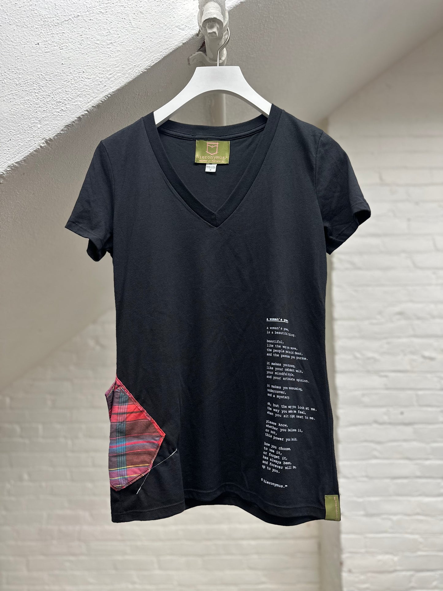 "a woman's power." - ps8R - sz M