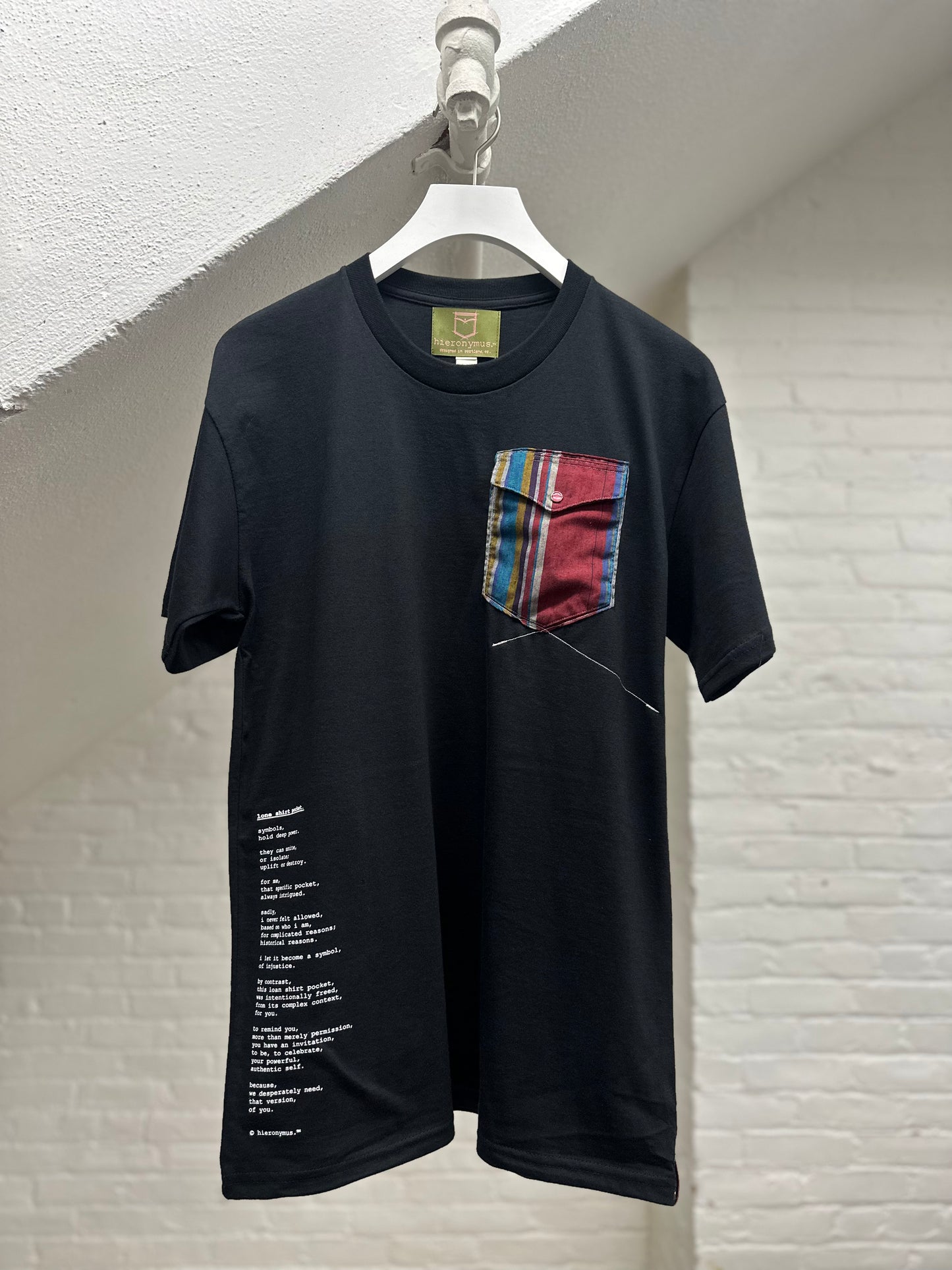 "lone shirt pocket." - ps11L - unisex. - sz M
