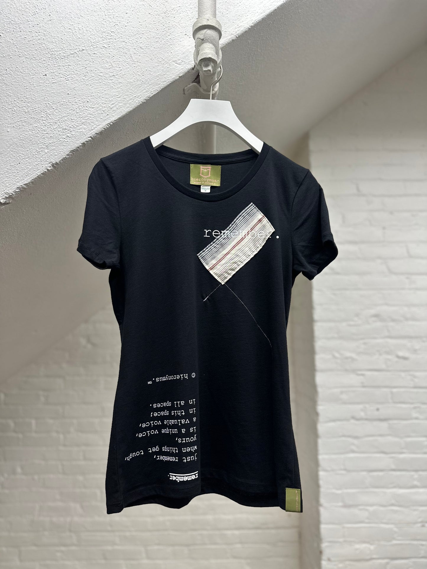 "remember." - ps14 - women's. - sz M