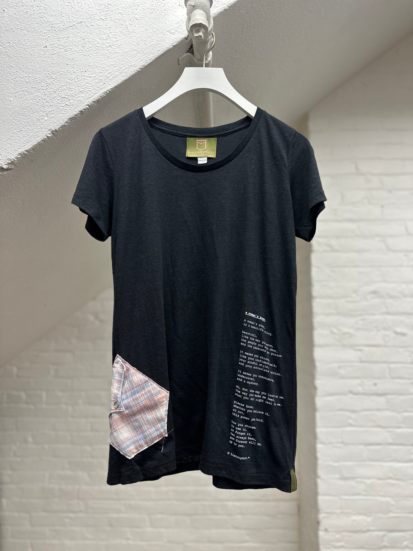"a woman's power." - ps22R - sz L