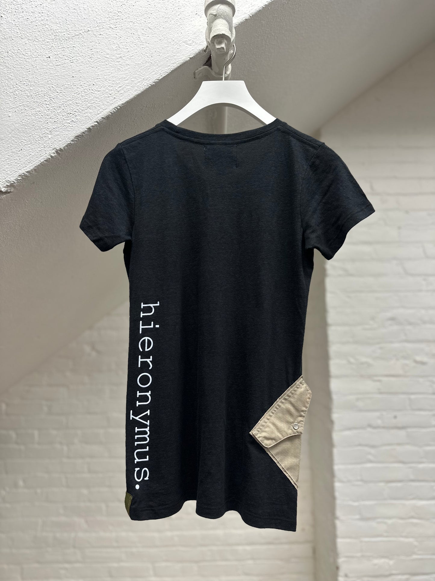 "a woman's power." - ps24R - sz S