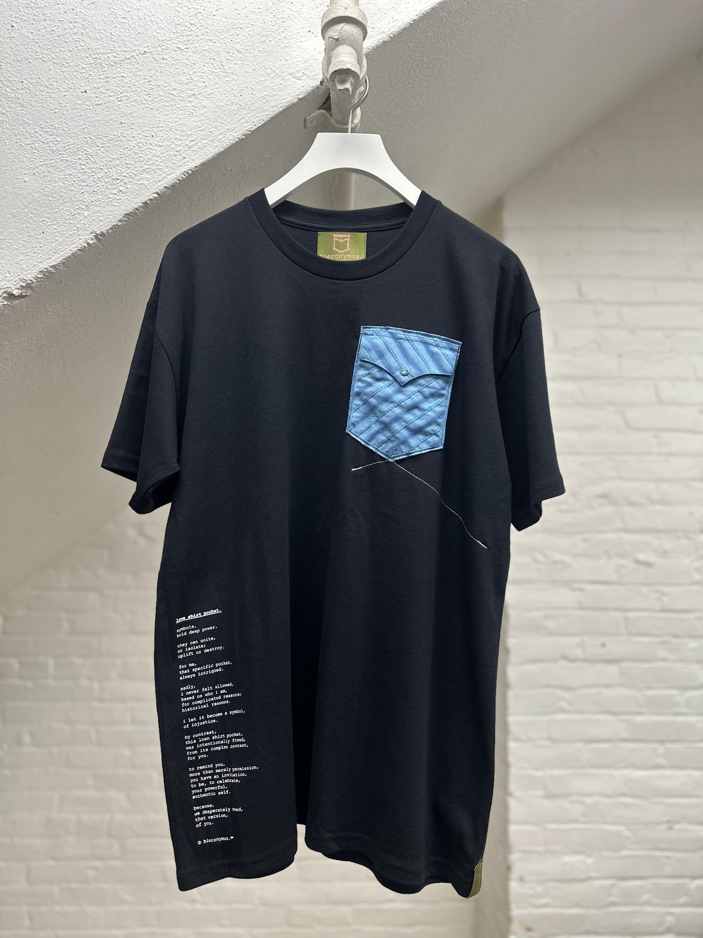"lone shirt pocket." - ps27L - unisex. - sz L