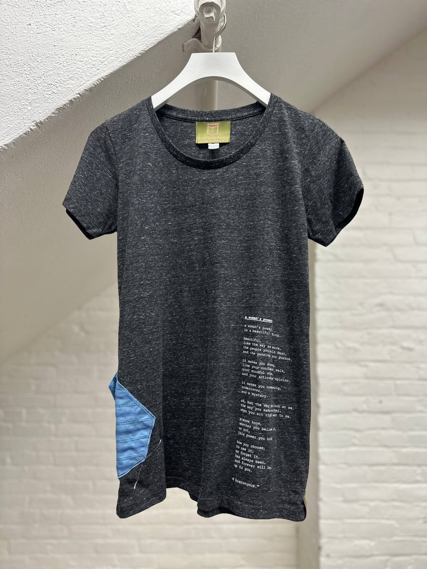 "a woman's power." - ps27R - sz M