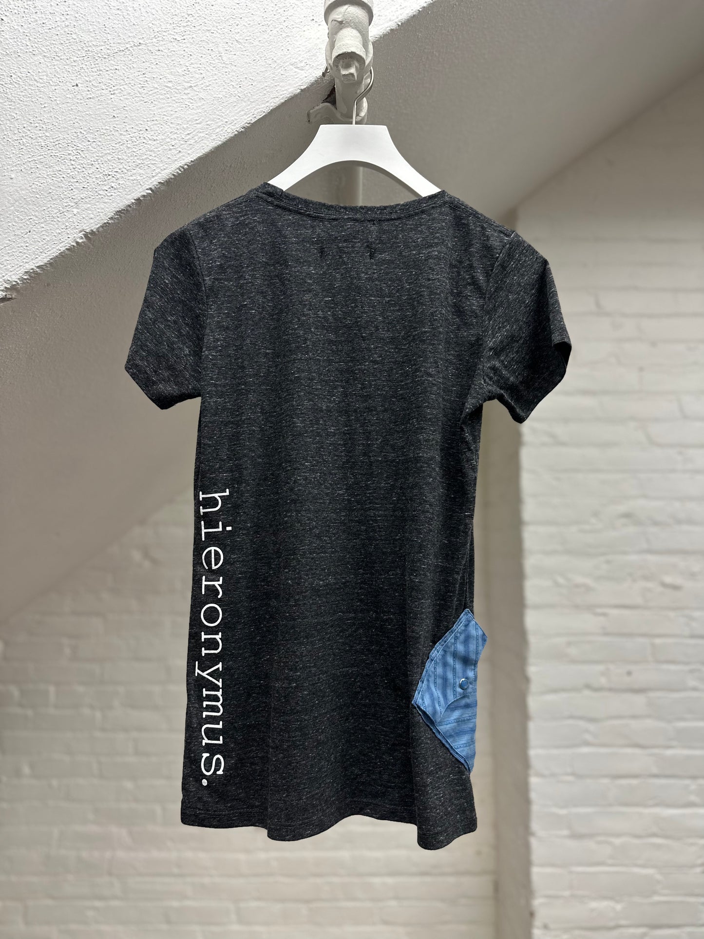 "a woman's power." - ps27R - sz M