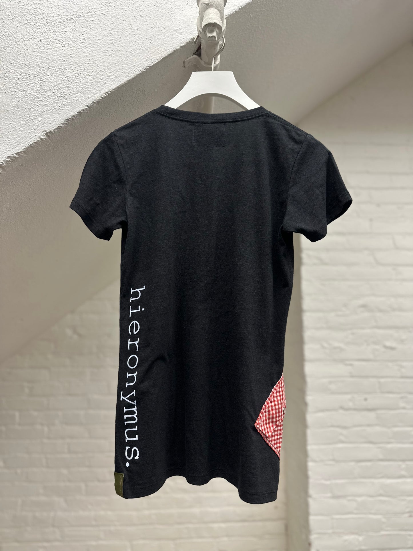 "a woman's power." - ps28R - sz S