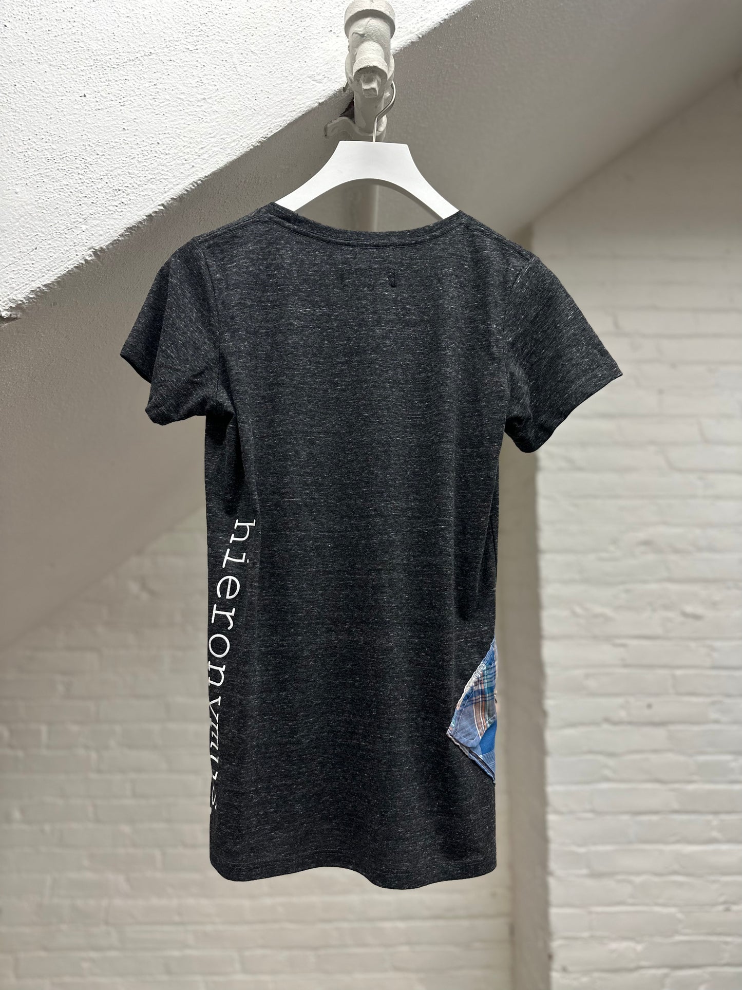 "a woman's power." - ps30R - sz M