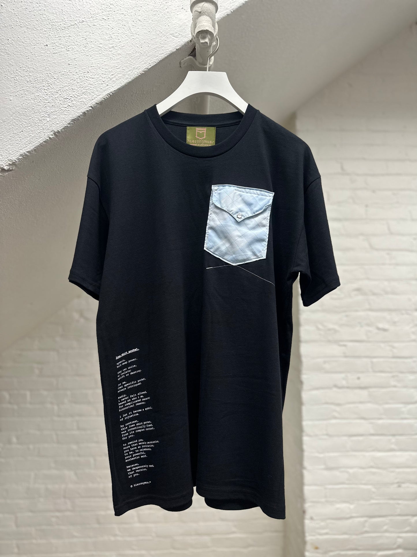 "lone shirt pocket." - ps38L - unisex. - sz L