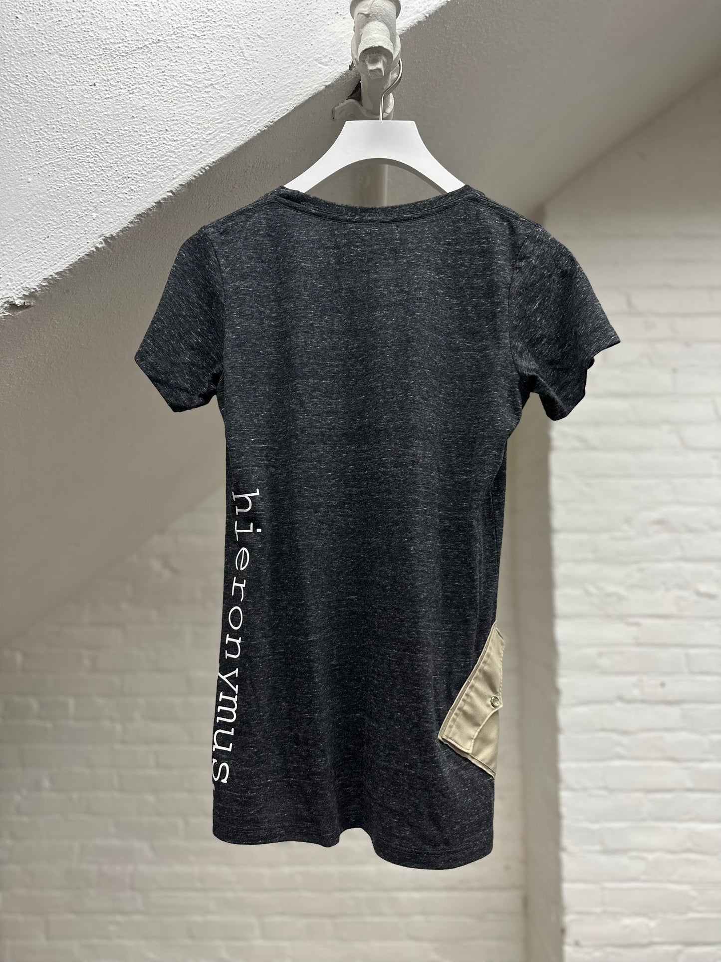 "a woman's power." - ps44R - sz M