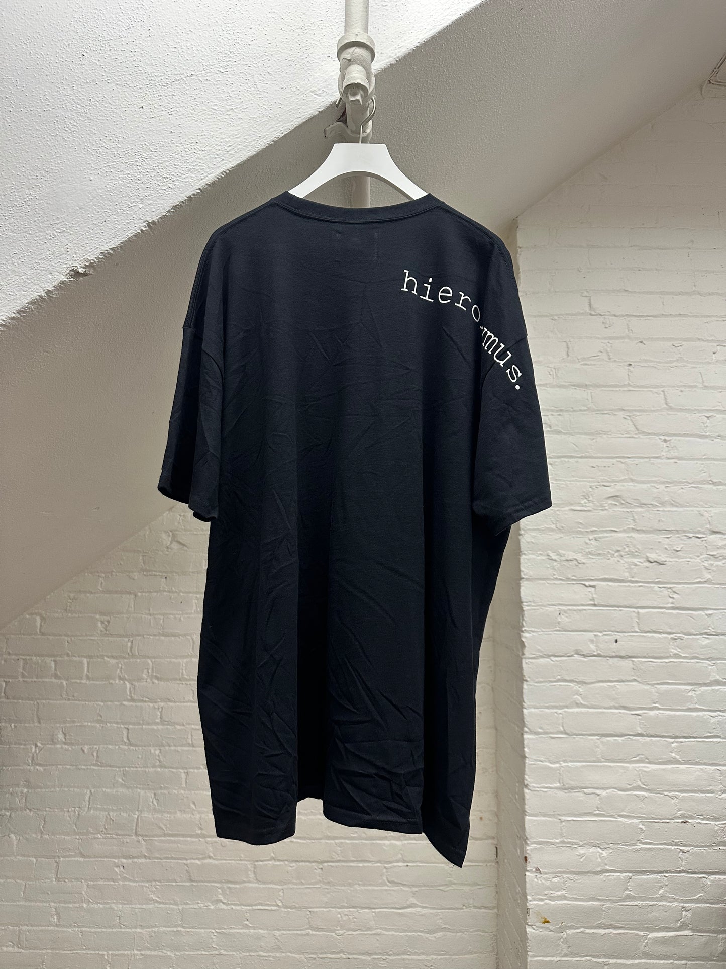 "remember." - ps0 - unisex. - sz 3XL.