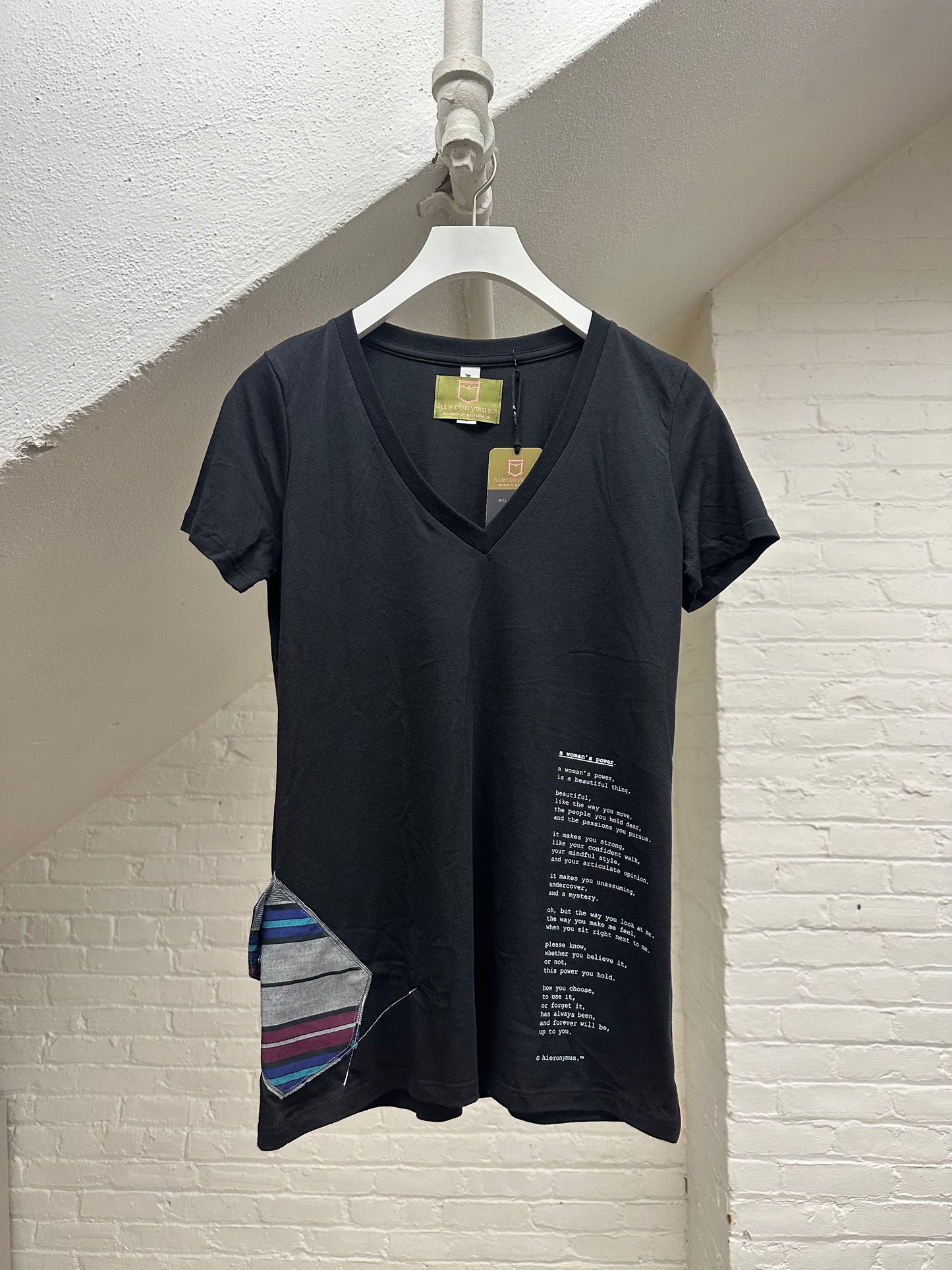 "a woman's power." - ps70R - sz women's L. - v neck.