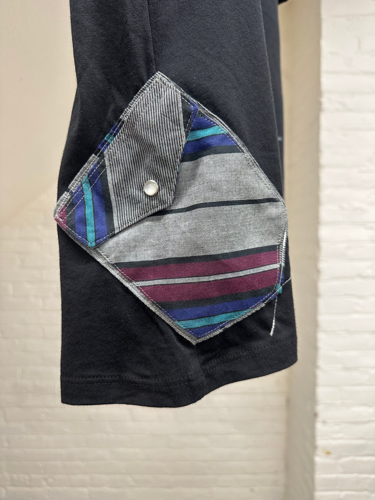 "a woman's power." - ps70R - sz women's L. - v neck.