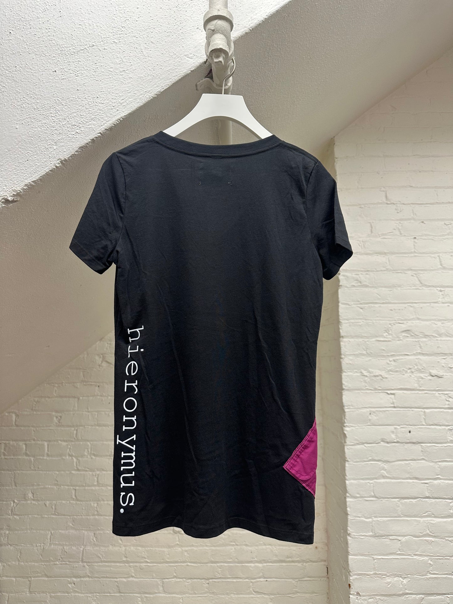 "a woman's power." - ps59R - sz women's L. - v neck.