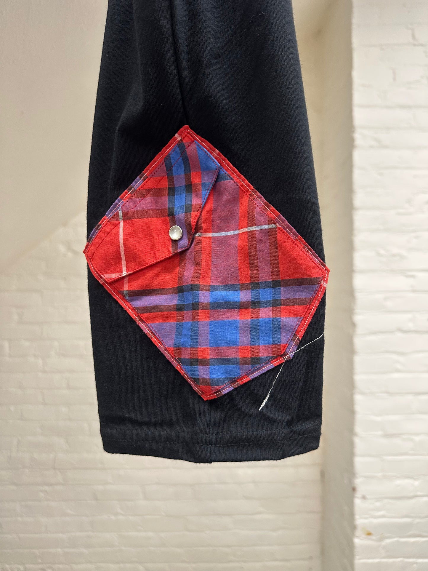 "a woman's power." - ps63R - sz unisex S. - crew neck.