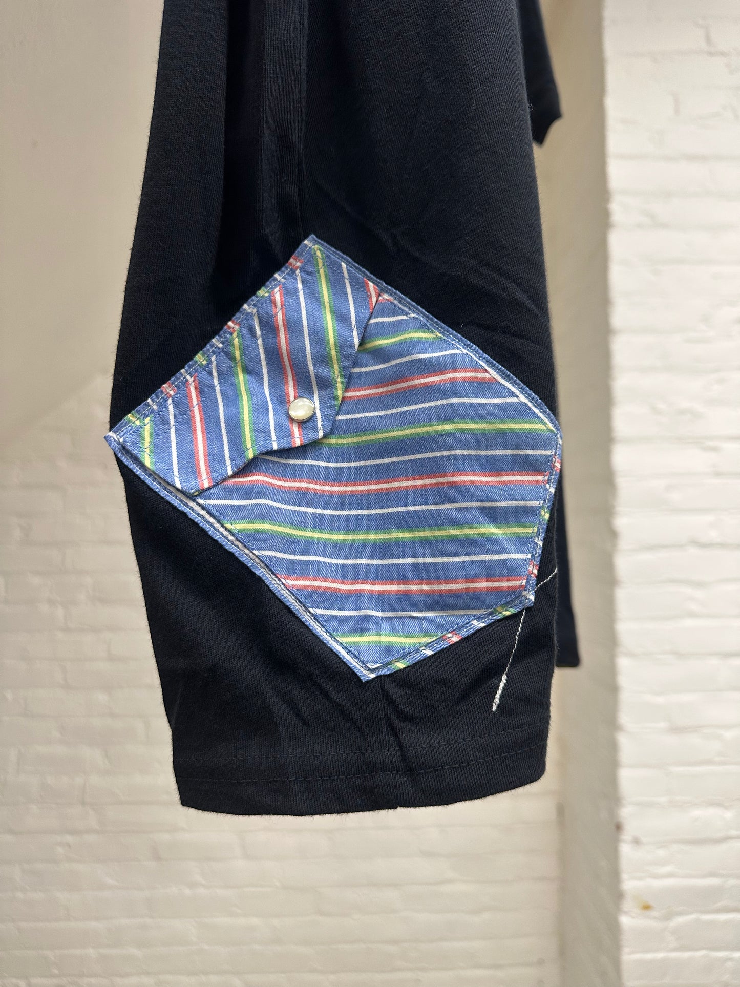 "a woman's power." - ps73R - sz unisex L. - crew neck.