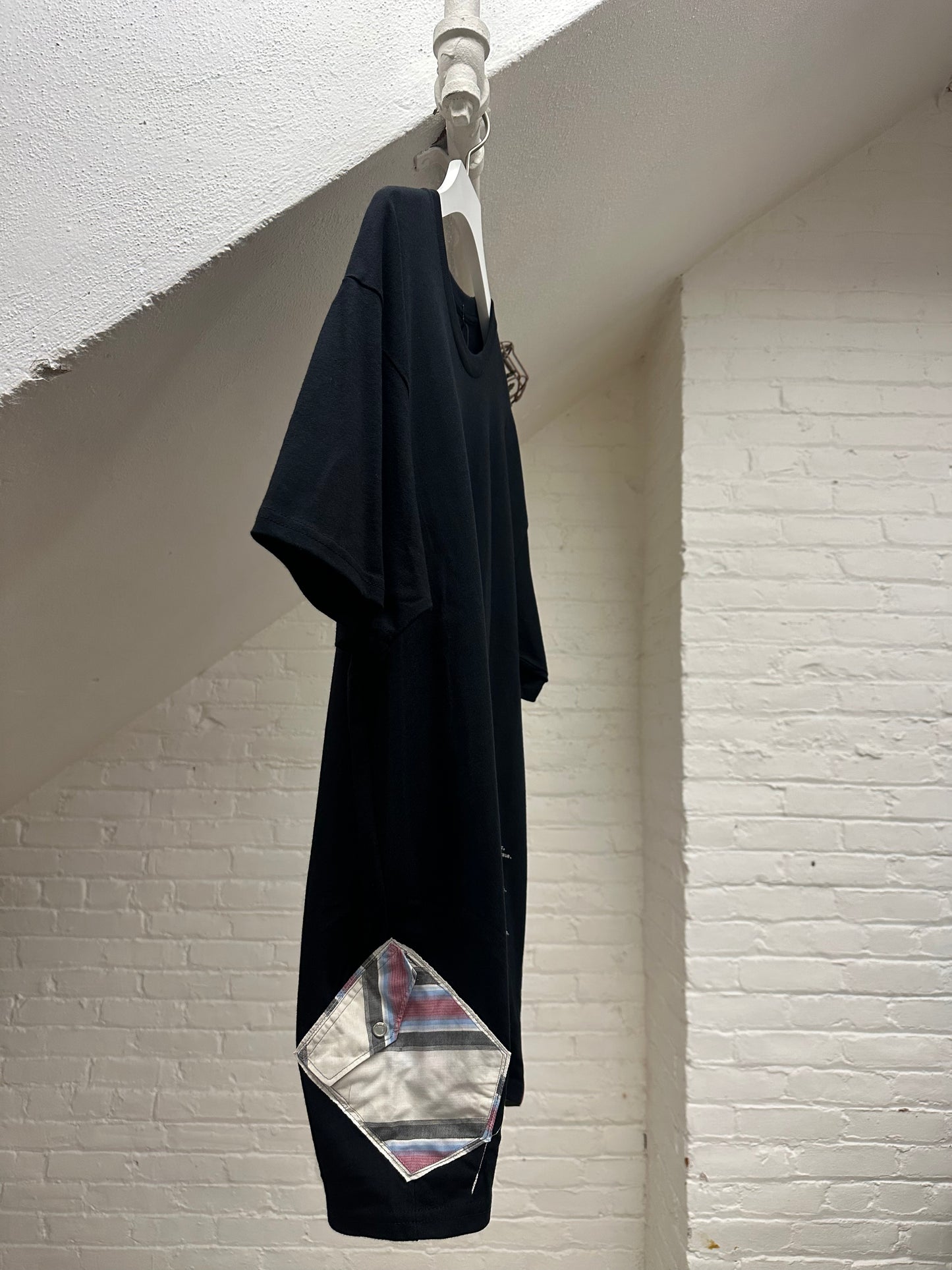 "a woman's power." - ps68R - sz unisex XL. - crew neck.