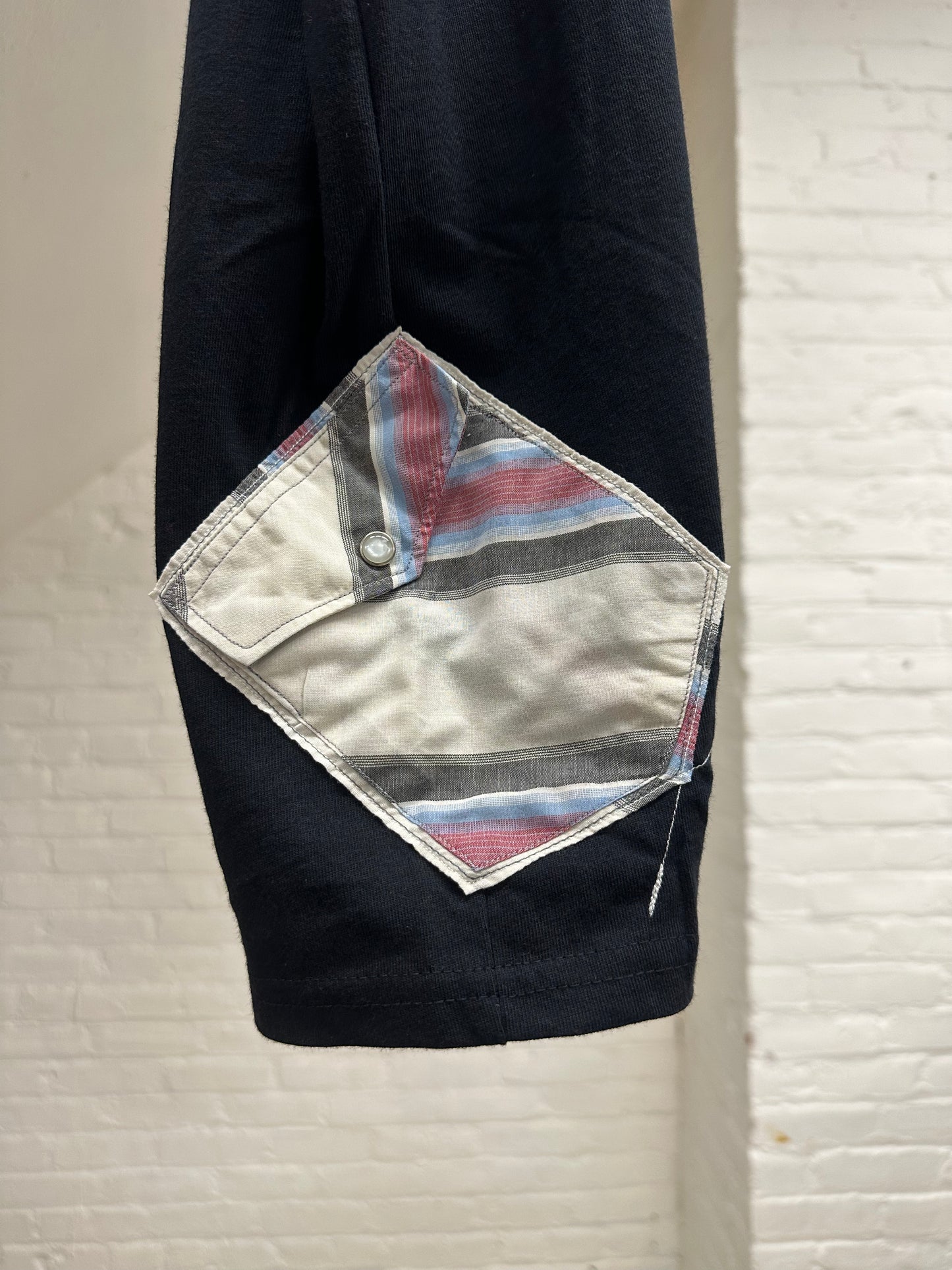 "a woman's power." - ps68R - sz unisex XL. - crew neck.