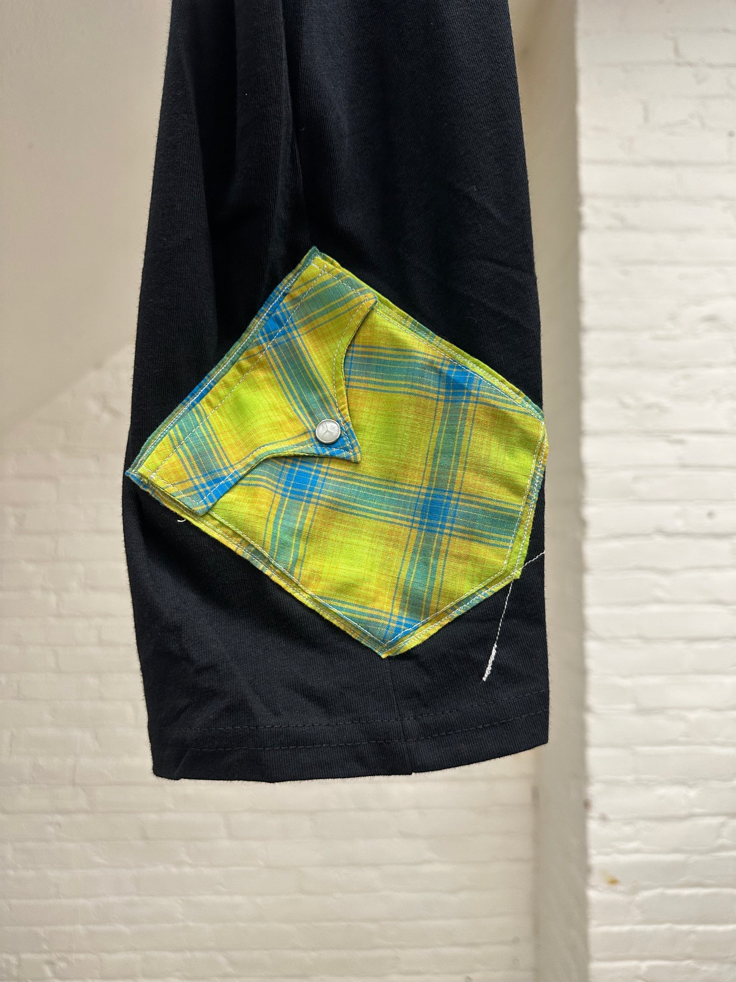 "a woman's power." - ps18R - sz unisex XL. - crew neck.