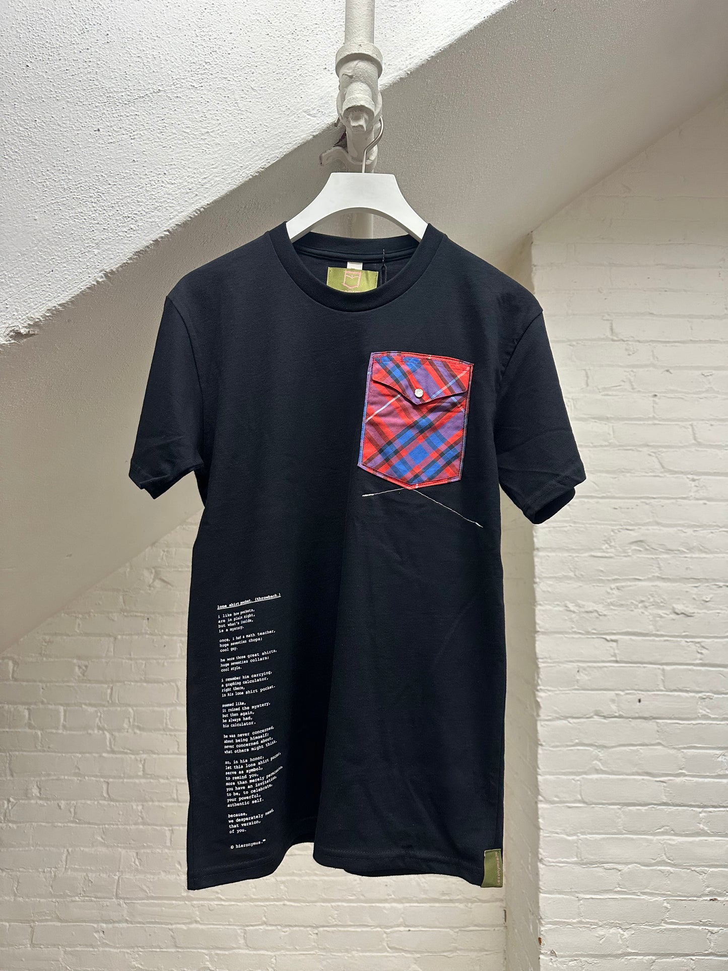 "lone shirt pocket. (throwback.)" - ps63L - unisex. - sz S.