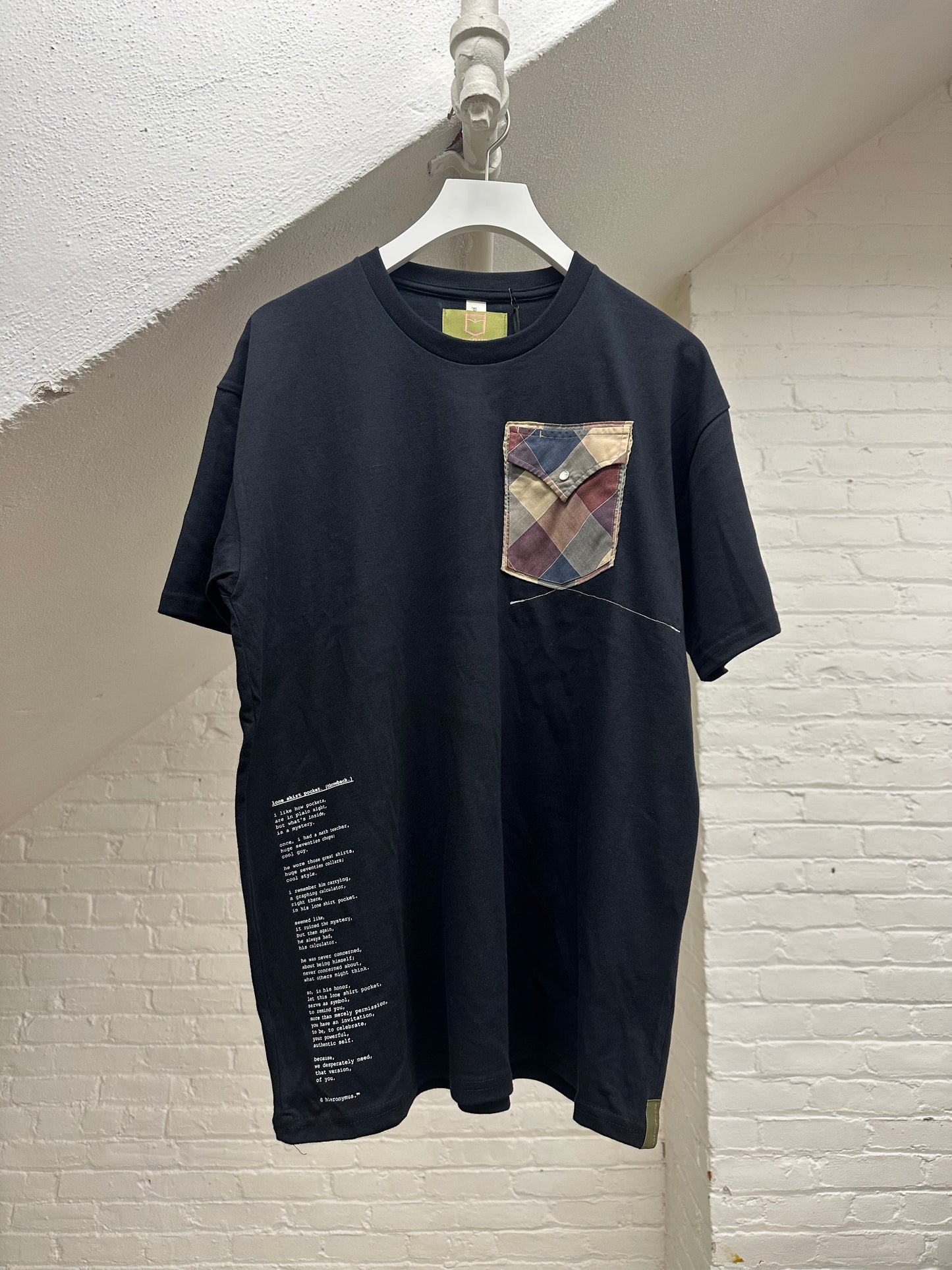 "lone shirt pocket. (throwback.)" - ps32L - unisex. - sz L.