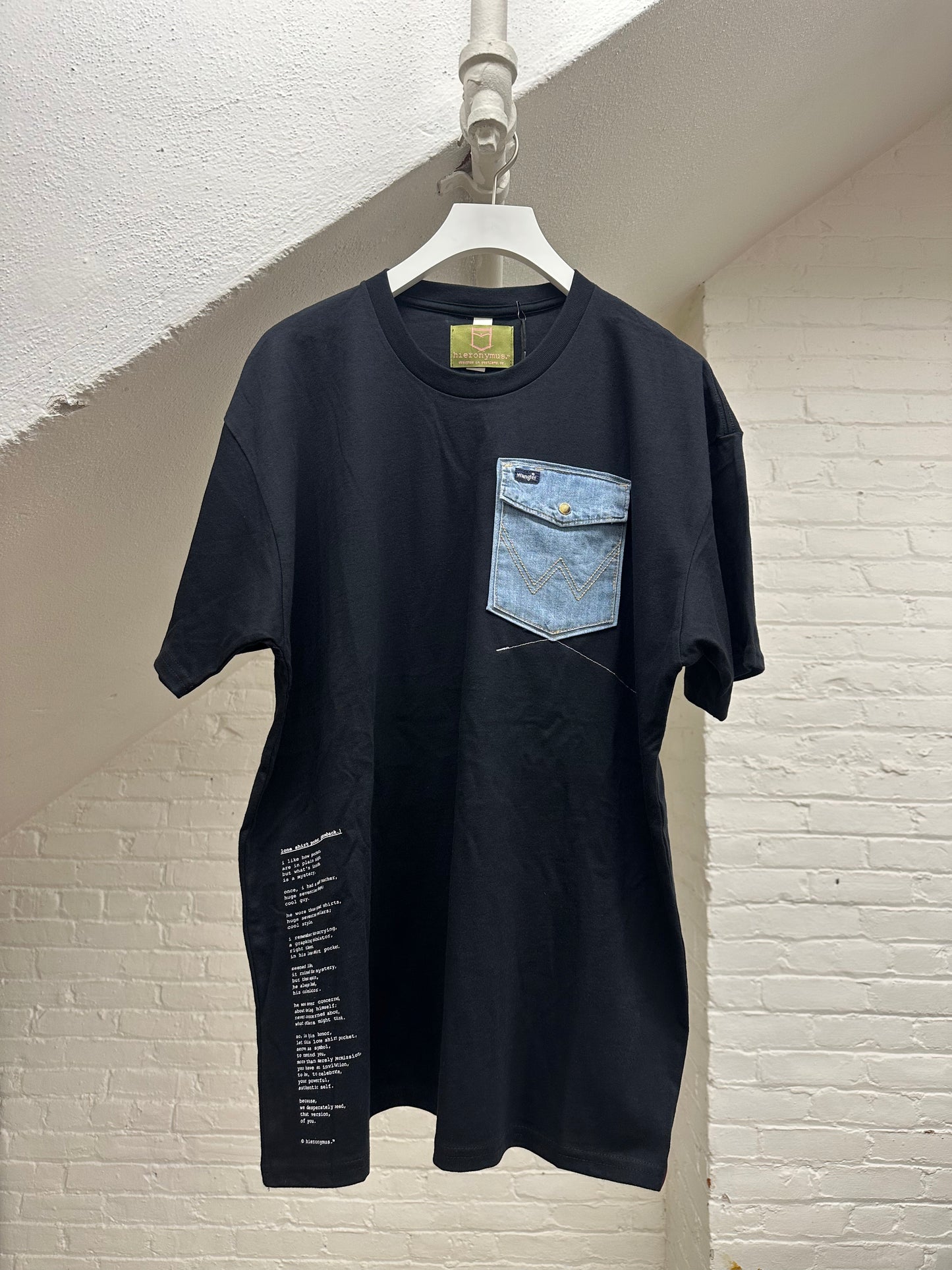 "lone shirt pocket. (throwback.)" - ps74L - unisex. - sz XL.