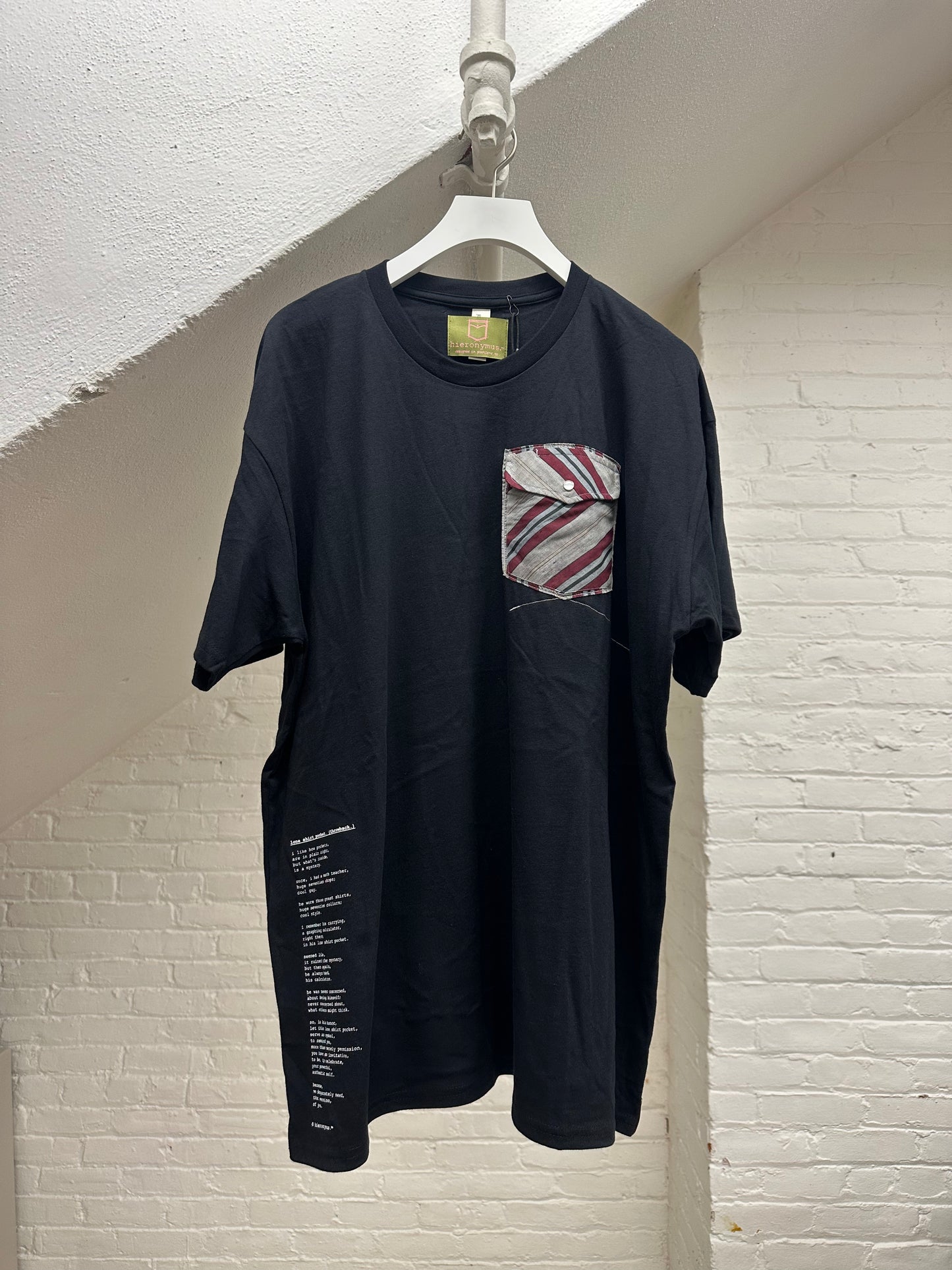 "lone shirt pocket. (throwback.)" - ps75L - unisex. - sz 2XL.