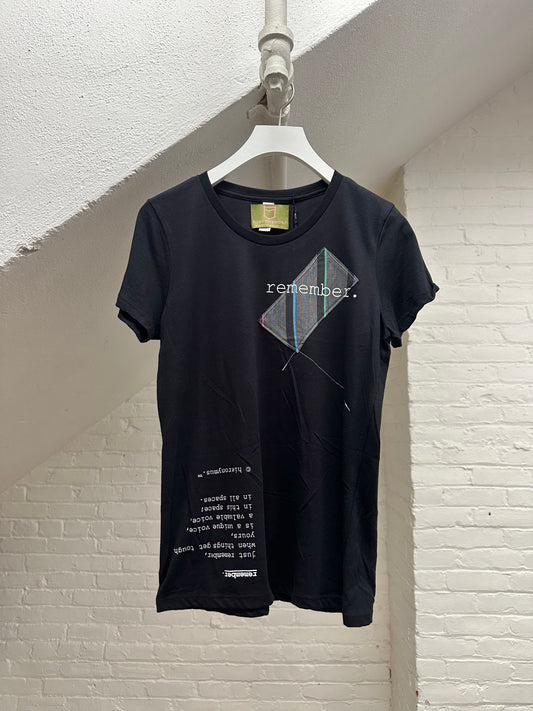 "remember." - ps2 - women's. - sz M.