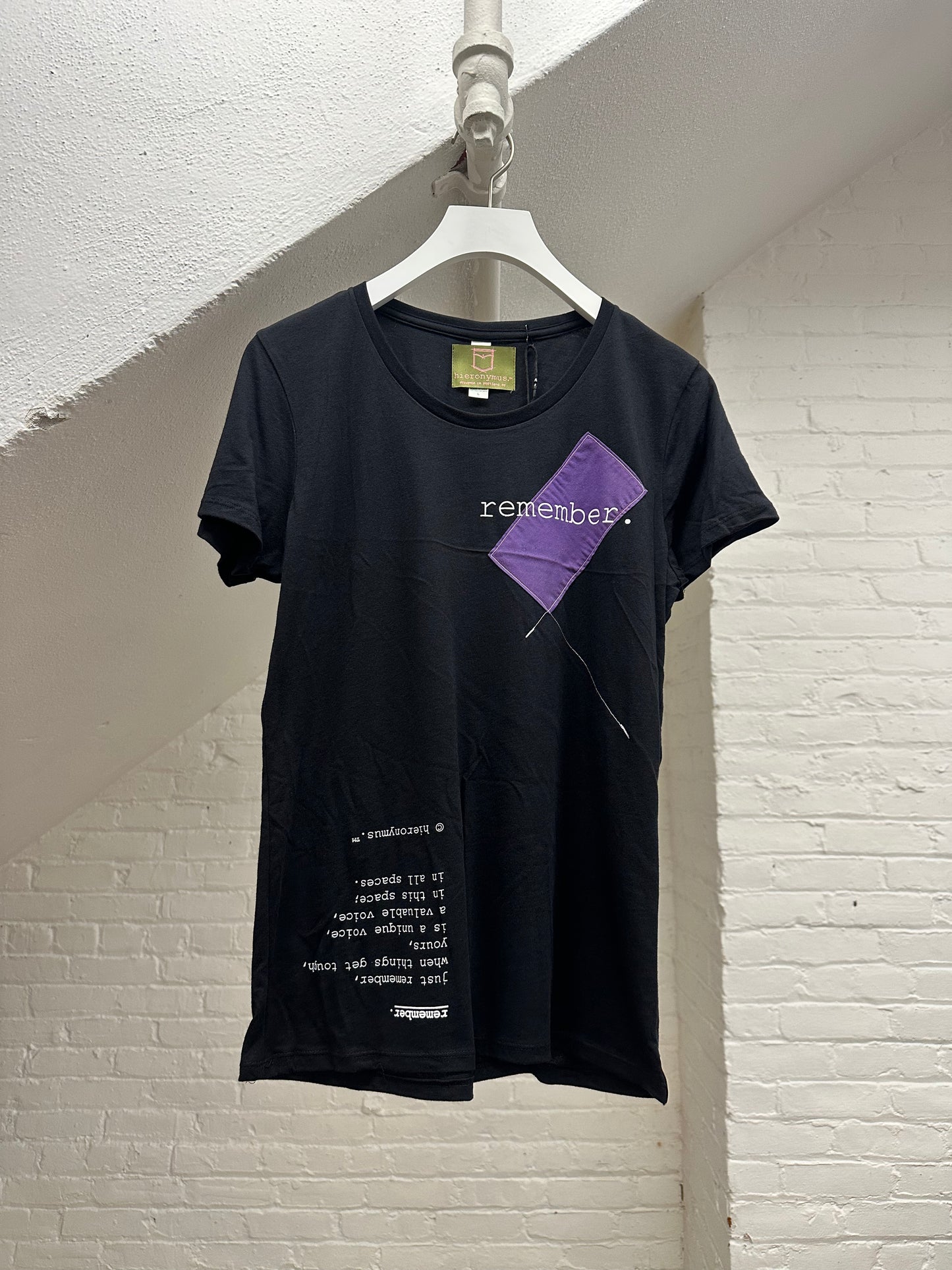 "remember." - ps61 - women's. - sz L.