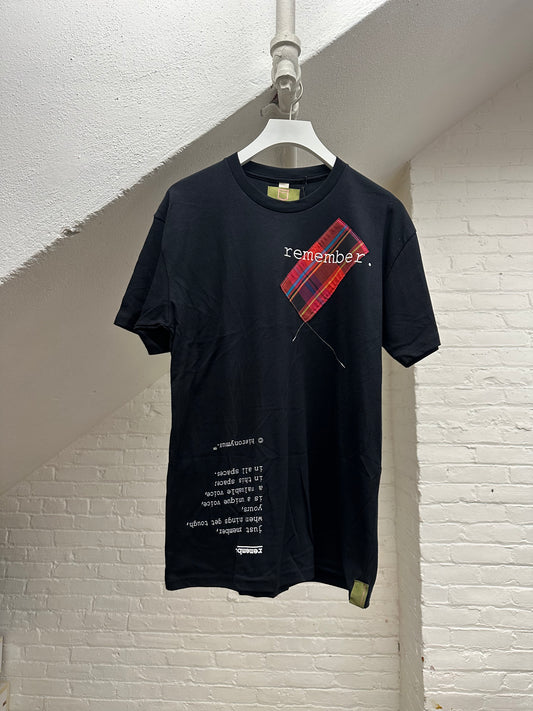 "remember." - ps80 - unisex. - sz M.