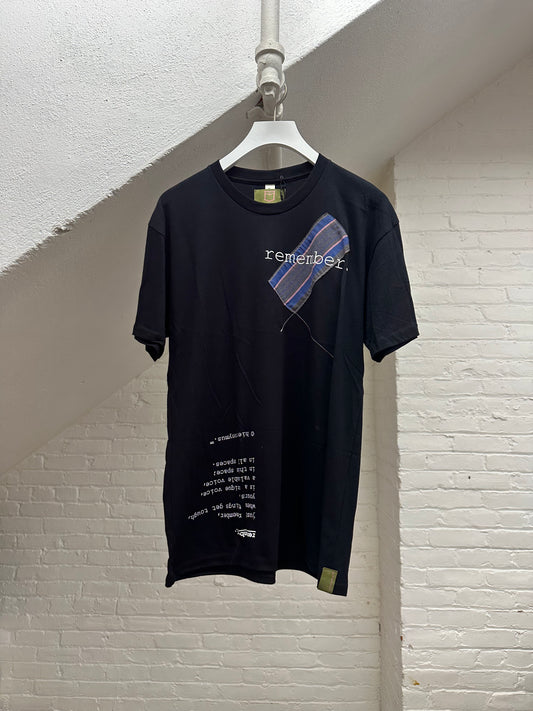"remember." - ps69 - unisex. - sz M.