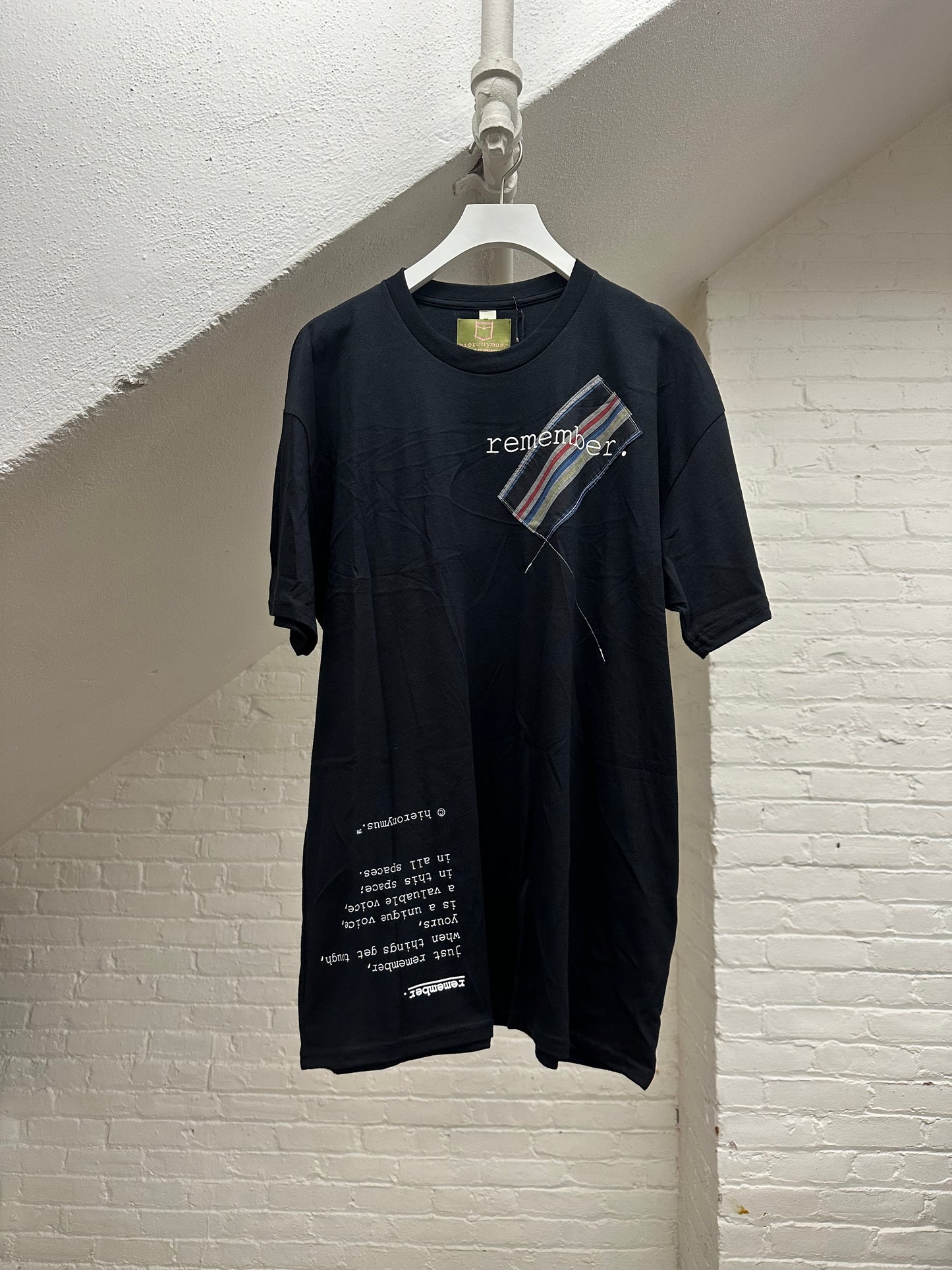 "remember." - ps66 - unisex. - sz XL.